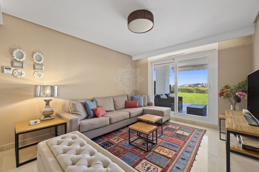 Apartament na parterze w Los Arqueros, Benahavis