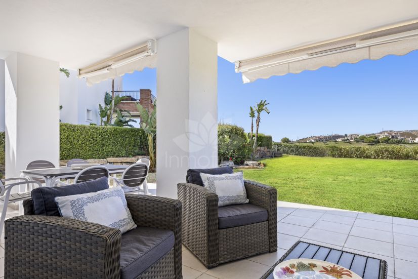 Ground Floor Apartment in Los Arqueros, Benahavis