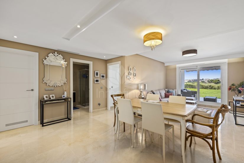 Apartamento Planta Baja en Los Arqueros, Benahavis