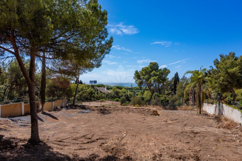 Parcela en Hacienda las Chapas, Marbella