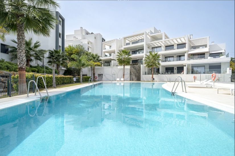 Apartamento en Estepona Golf, Estepona