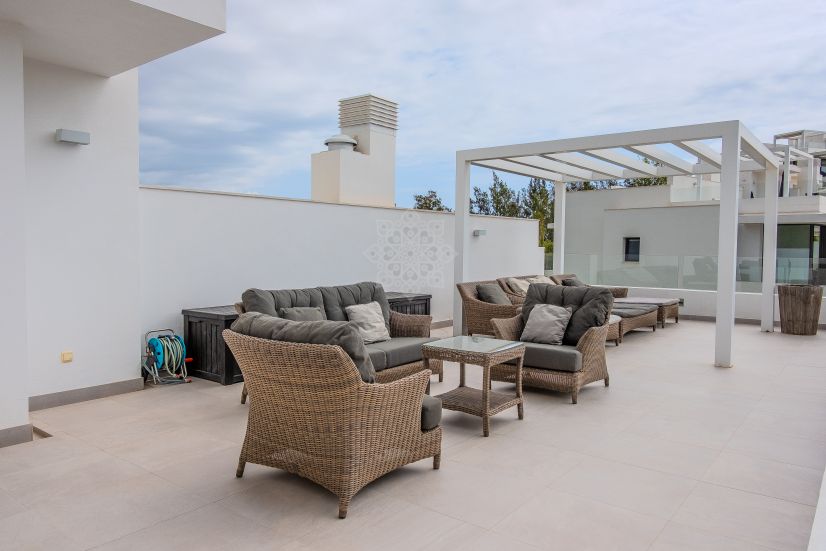 Duplex Penthouse in Cataleya, Estepona