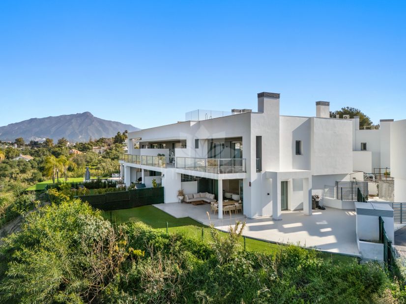 Semi Detached Villa in Guadalmina Alta, San Pedro de Alcantara