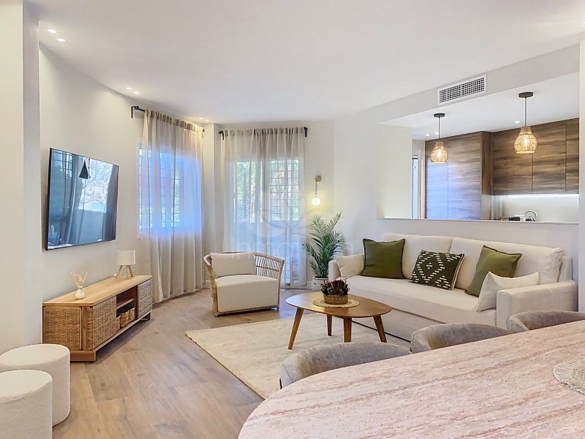 Ground Floor Apartment in Estepona Puerto, Estepona