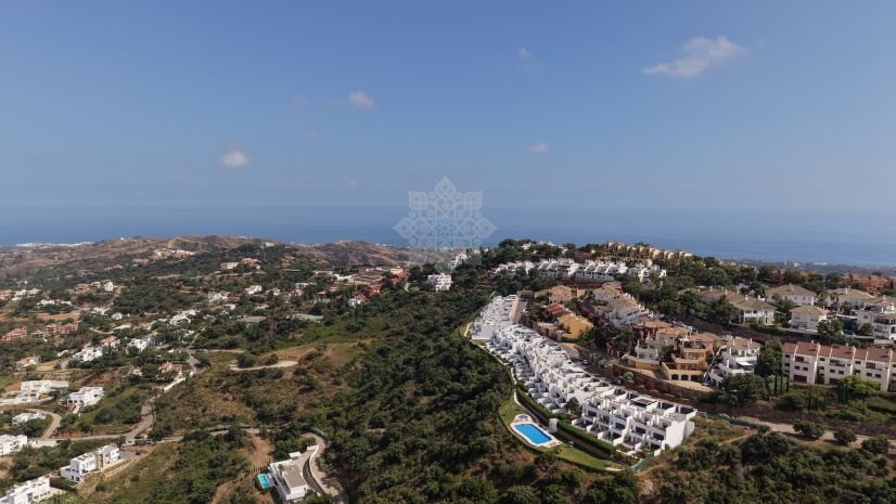 Dom szeregowy w La Mairena, Marbella