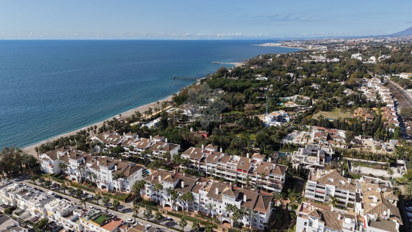 Apartment in Las Cañas Beach, Marbella