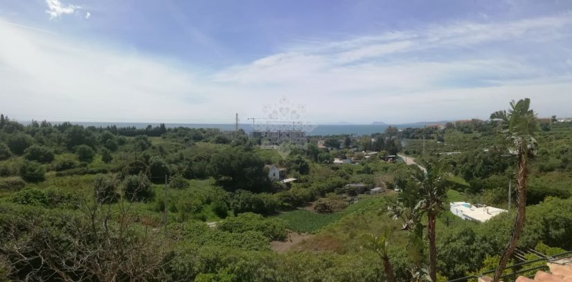 Finca en Estepona Este, Estepona