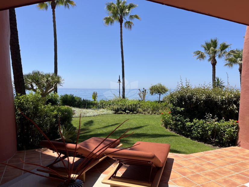 Ground Floor Apartment in Menara Beach, Estepona