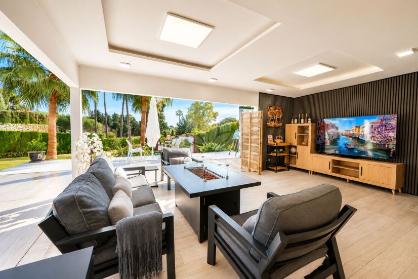 Villa in El Paraiso, Estepona