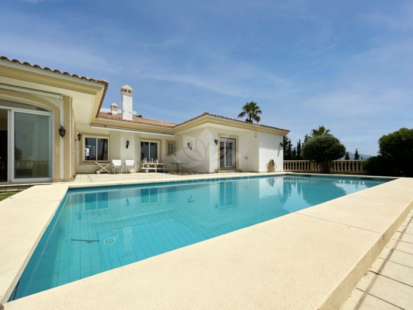 Villa en La Alqueria, Benahavis