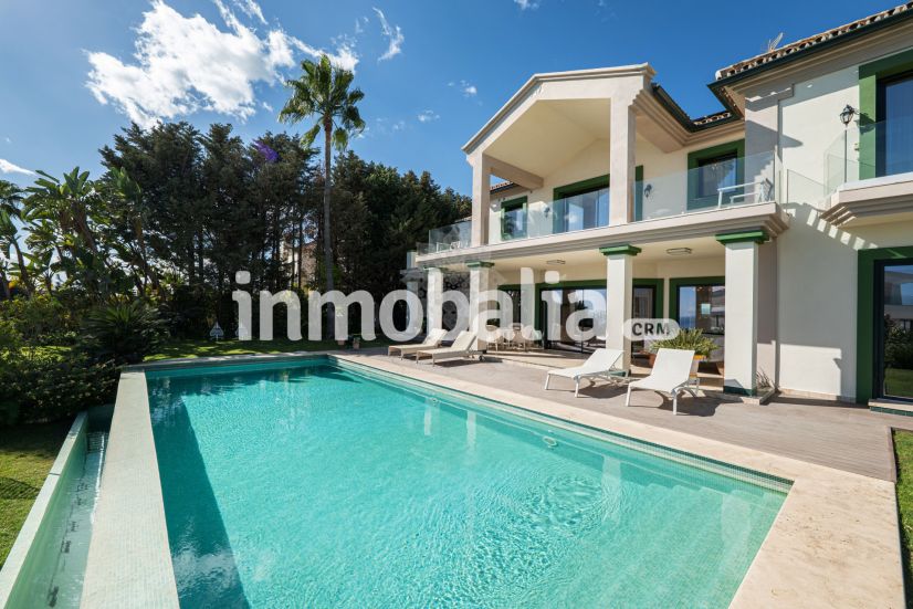 Villa in Selwo, Estepona