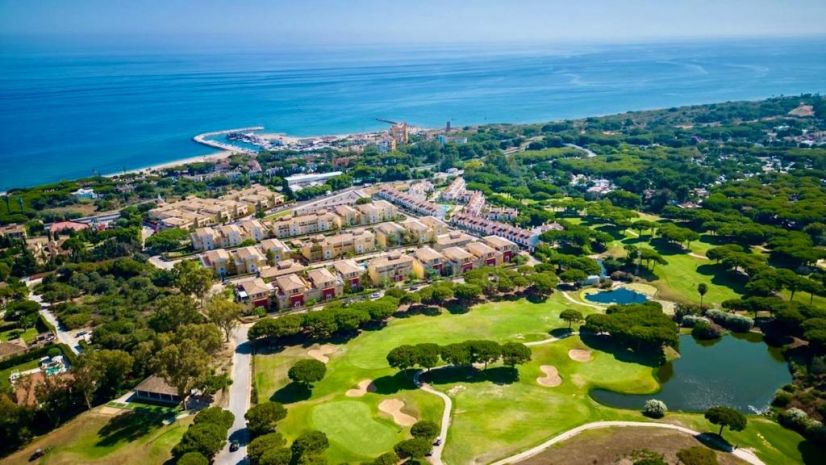 Apartamento Planta Baja en Cabopino, Marbella