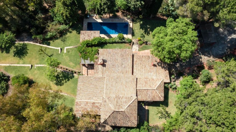 Villa in Benahavis Centro, Benahavis