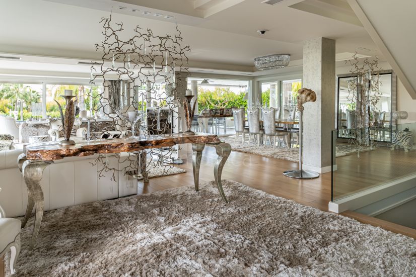 Villa in Bahia de Marbella, Marbella