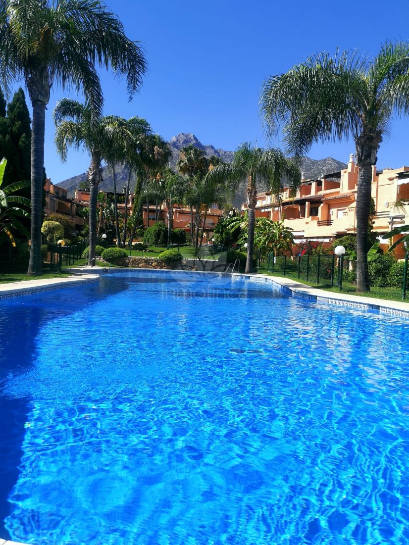Town House in Marbella Golden Mile, Marbella