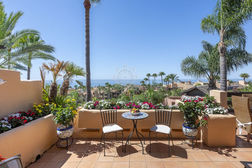 Penthouse in Mansion Club, Marbella