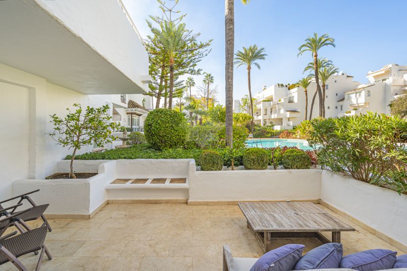 Apartamento Planta Baja en Alhambra del Mar, Marbella