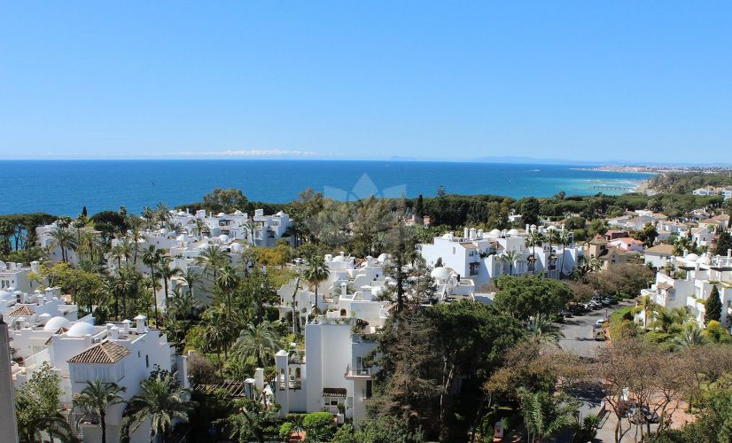 Apartamento en Alhambra del Mar, Marbella