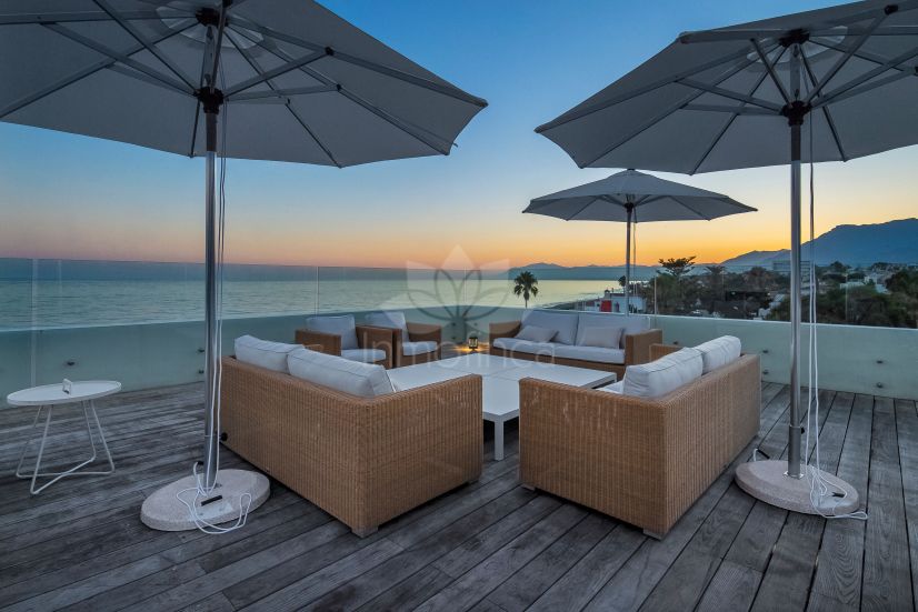 Villa en Costabella, Marbella