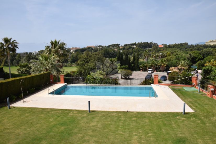 Villa in Santa Clara, Marbella