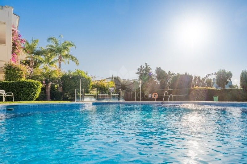 Penthouse in El Paraiso, Estepona