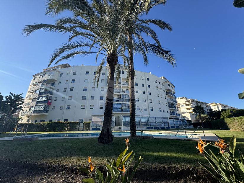 Apartment in Estepona Town, Estepona