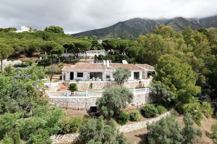 Villa in Valtocado, Mijas