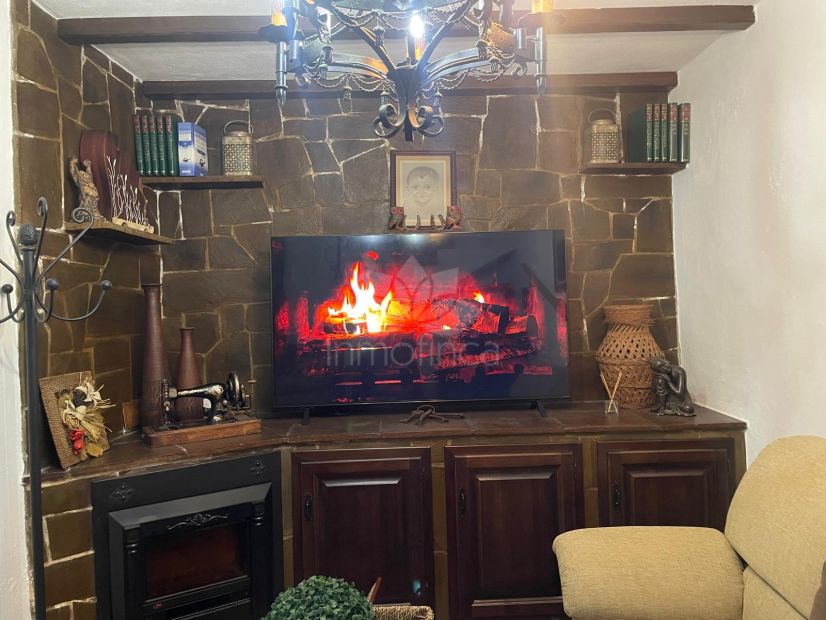 Town House in Casares Montaña, Casares