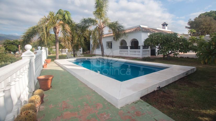 Finca in Estepona