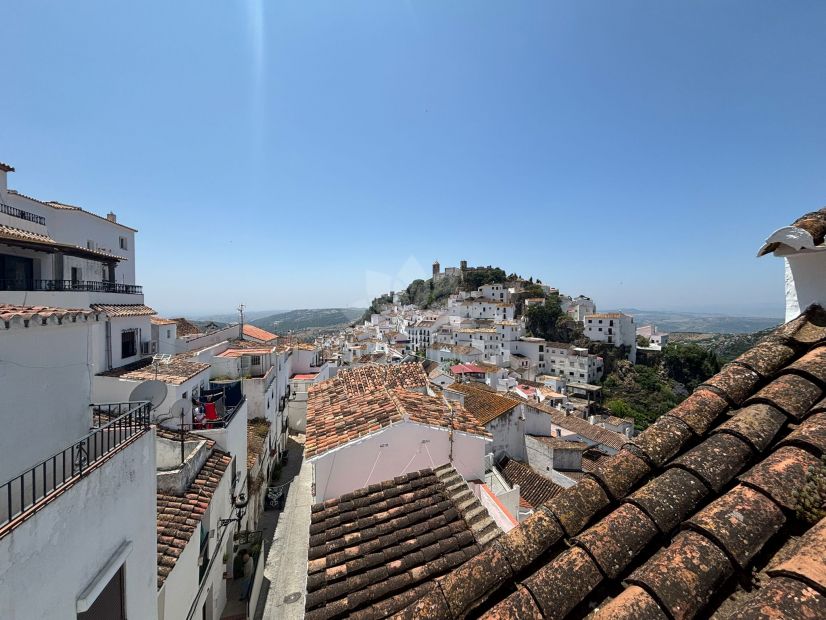 House in Pueblo, Casares