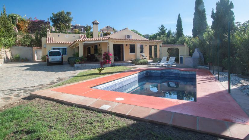 Finca in Los Reales - Sierra Estepona, Estepona