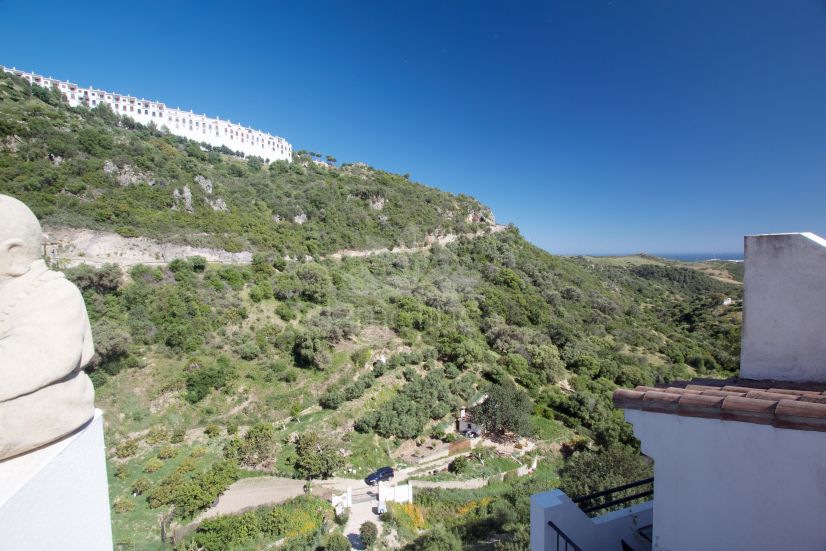 Town House in Pueblo, Casares