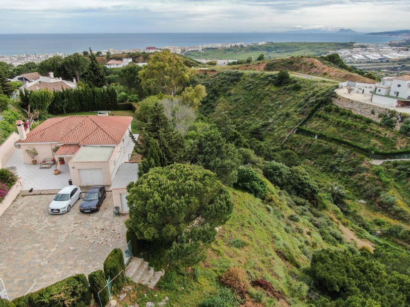 Finca en Los Reales - Sierra Estepona, Estepona