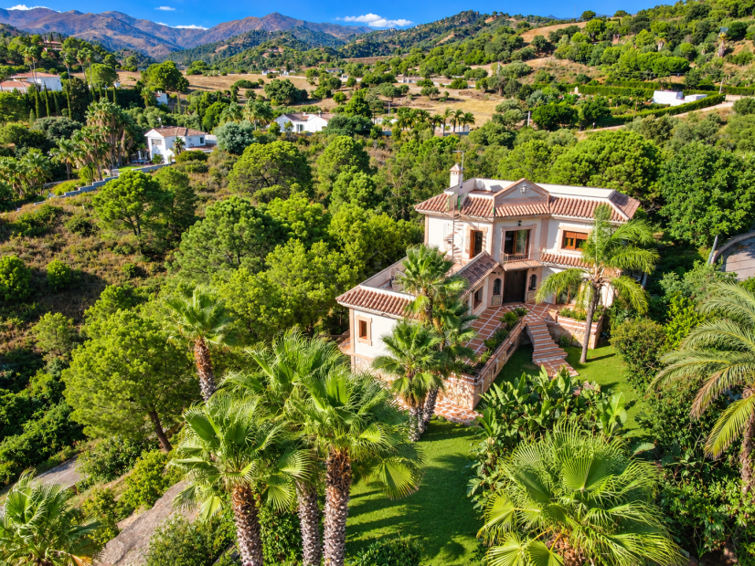 Finca in Estepona