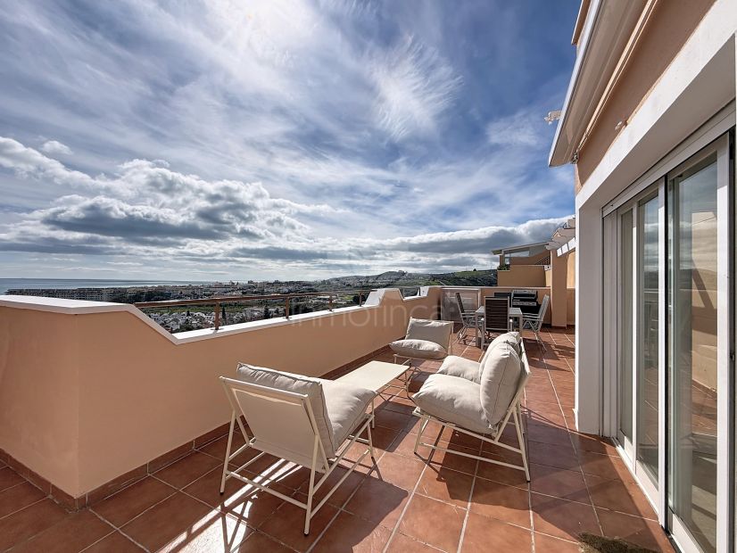 Penthouse in Doña Julia, Casares