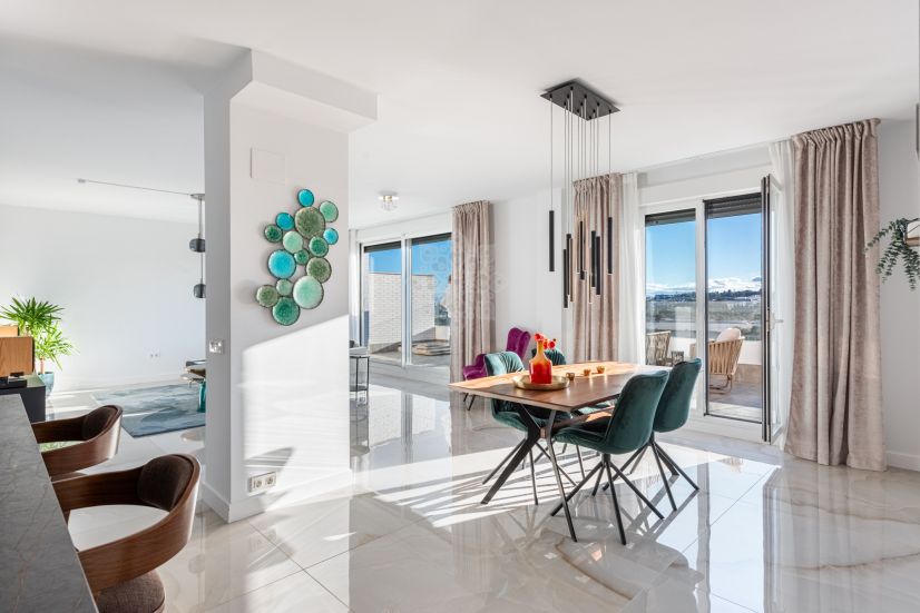 Penthouse in Nueva Andalucia, Marbella