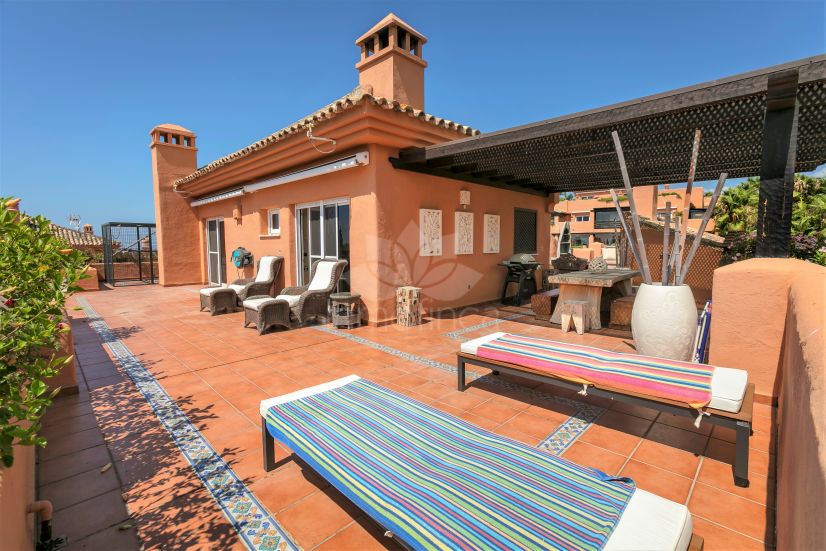 Penthouse in Lagos de Sierra Blanca, Marbella