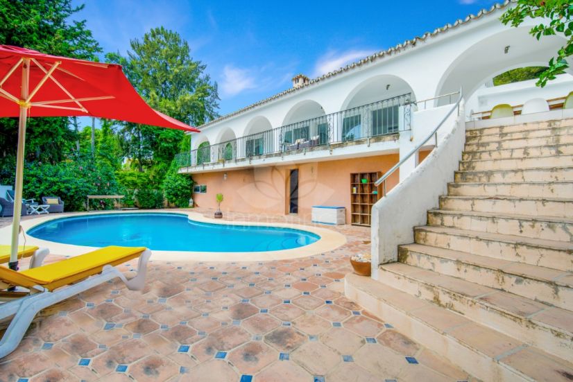 Villa in La Carolina, Marbella