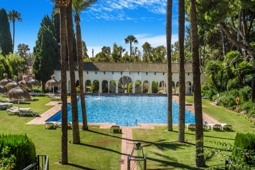 Ground Floor Apartment in Señorio de Marbella, Marbella