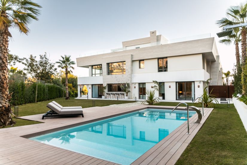 Ground Floor Duplex in Marbella Golden Mile, Marbella