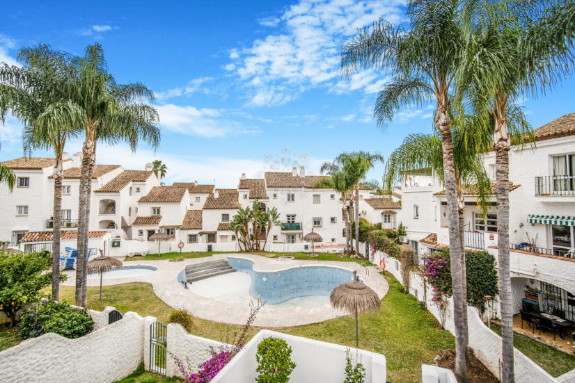 Adosado en El Paraiso, Estepona