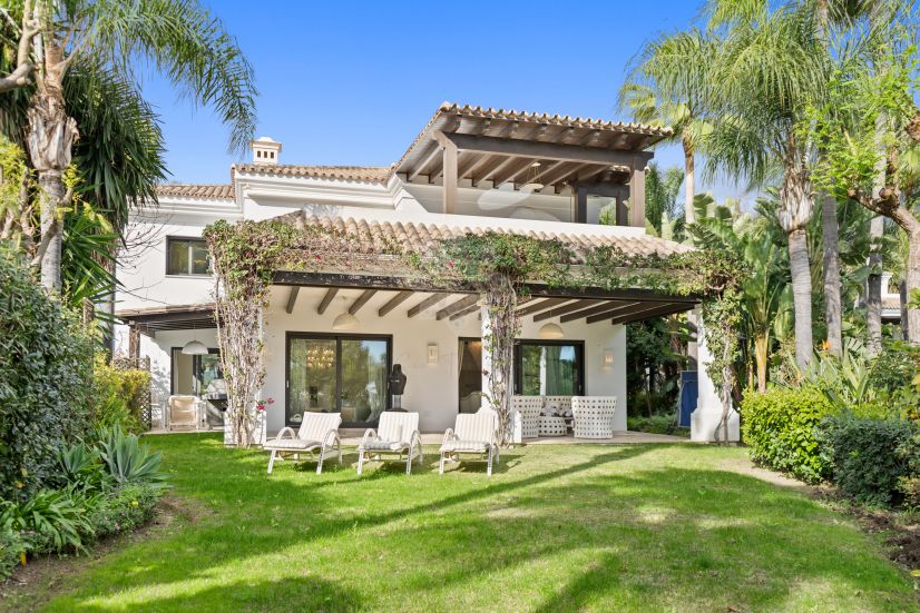 Villa en Lomas de Magna Marbella, Marbella