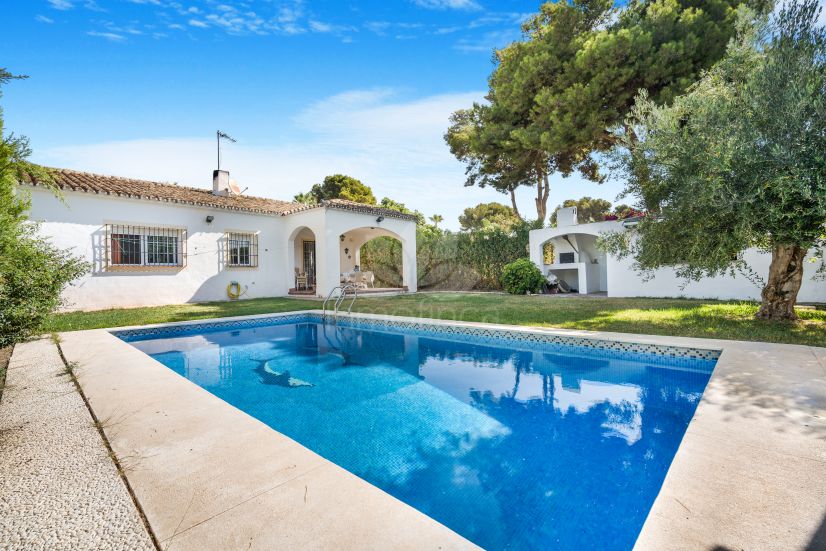 Villa in Sitio de Calahonda, Mijas Costa