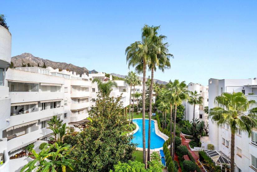 Duplex Penthouse in Marbella Real, Marbella