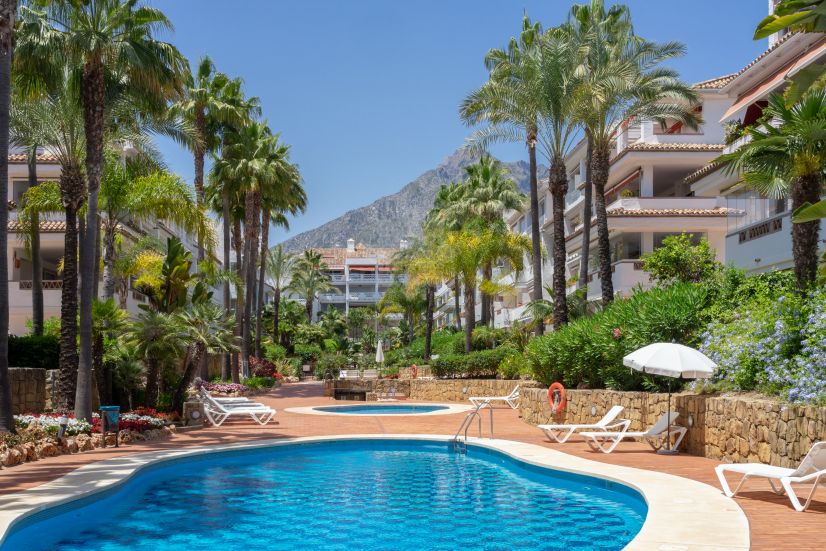 Apartment in Las Cañas Beach, Marbella