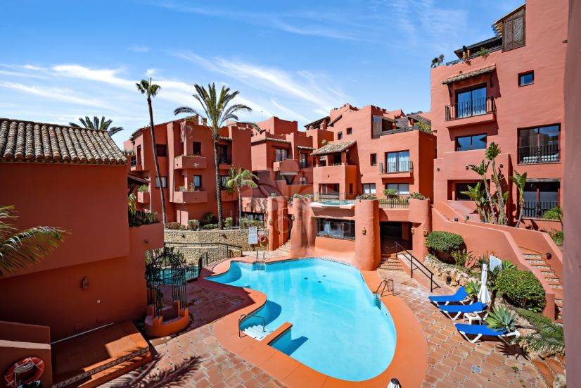 Apartamento Planta Baja en Jardines de Don Carlos, Marbella