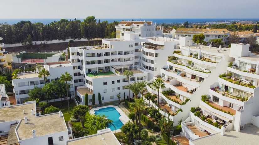 Apartment in Jardines de Andalucia, Marbella