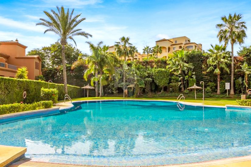 Ground Floor Apartment in Benatalaya, Estepona