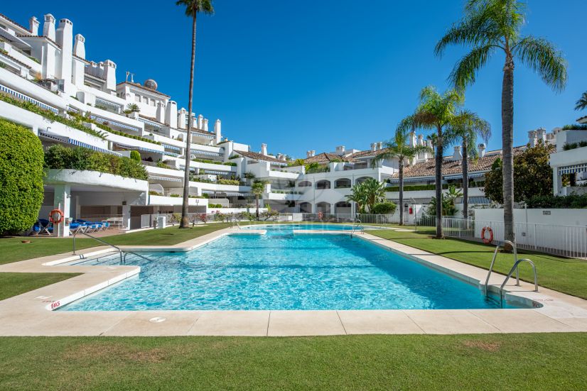 Apartamento Planta Baja en Rio Real, Marbella