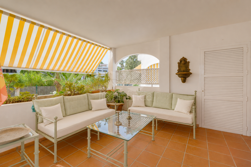 Apartamento Planta Baja en Elviria, Marbella